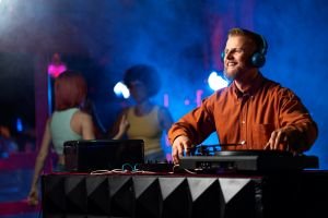 DJ, Live Band & Musical Arrangements